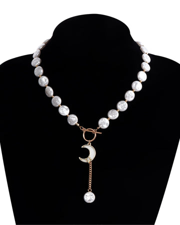Elegant Baroque Flat Pearl Necklace