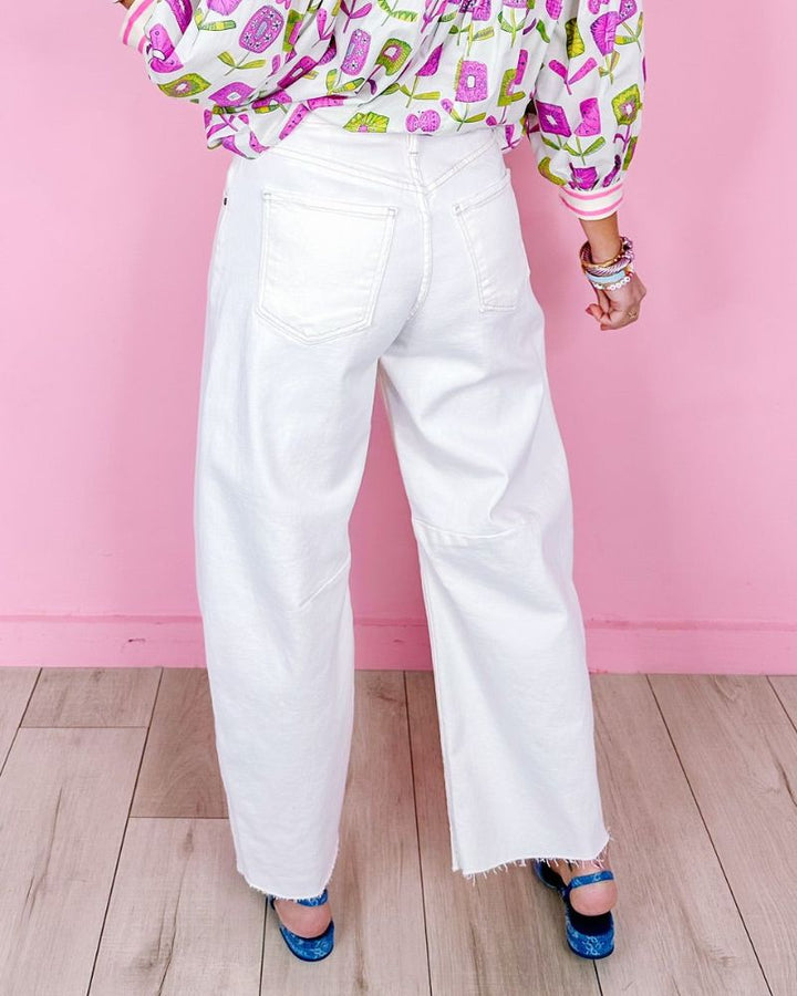Chic Loose White Jeans