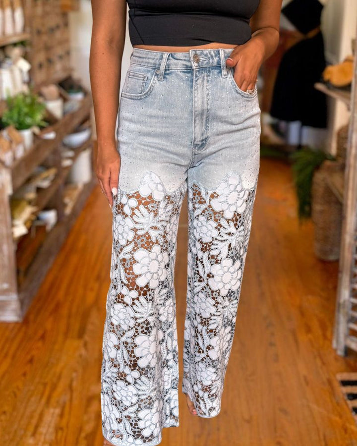 Fashion High-Waist Lace Patchwork Washed Jeans
