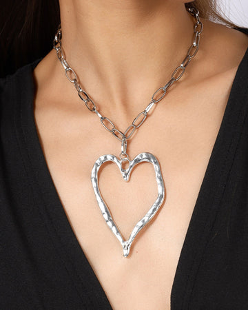 Retro Simple Heart Pendant Necklace
